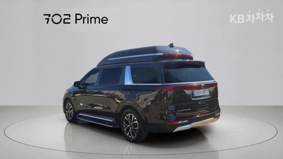 Kia The New (facelift) Carnival 4th generationD2.2 9-seater Noblesse - 2