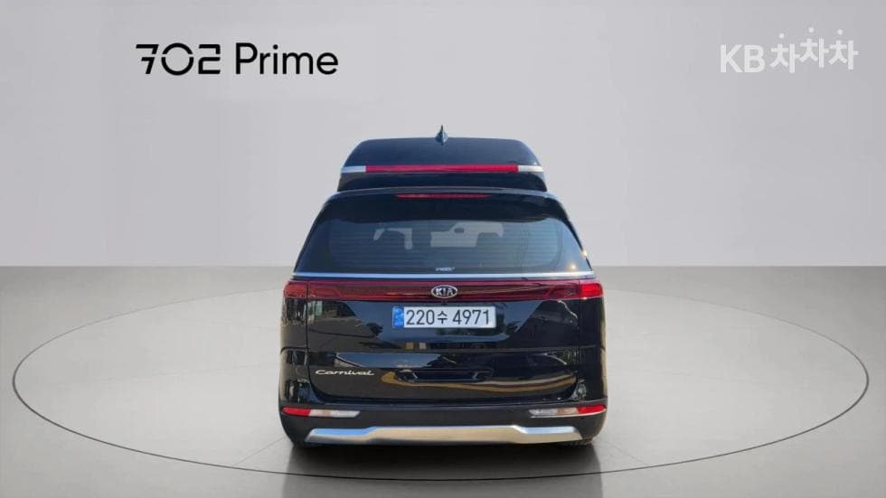 Kia The New (facelift) Carnival 4th generationD2.2 9-seater Noblesse - 4