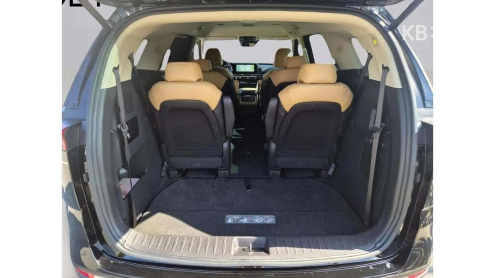 Kia The New (facelift) Carnival 4th generationD2.2 9-seater Noblesse - 21