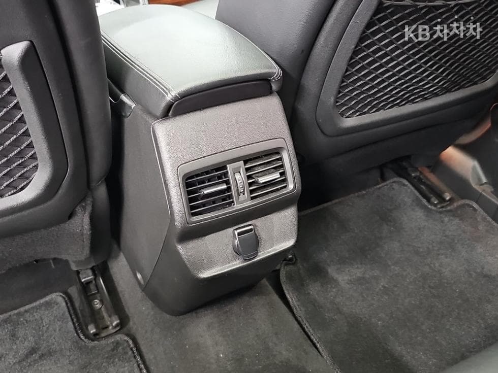Renault Korea The New (facelift) QM62.0 GDe 2WD RE - 13