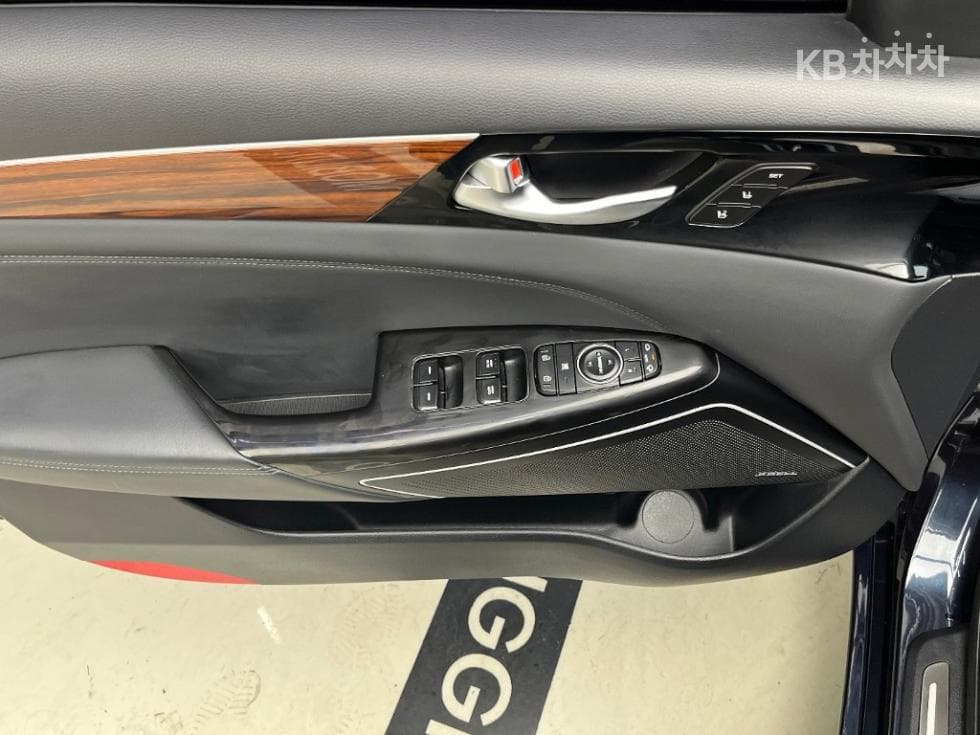 Киа All New K72.4 GDi Лимитиран - 11
