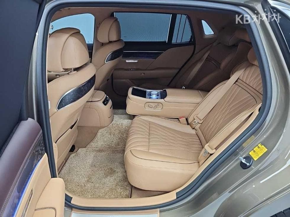 Дженезис G90(RS4)3.5T AWD Стандартен - 12