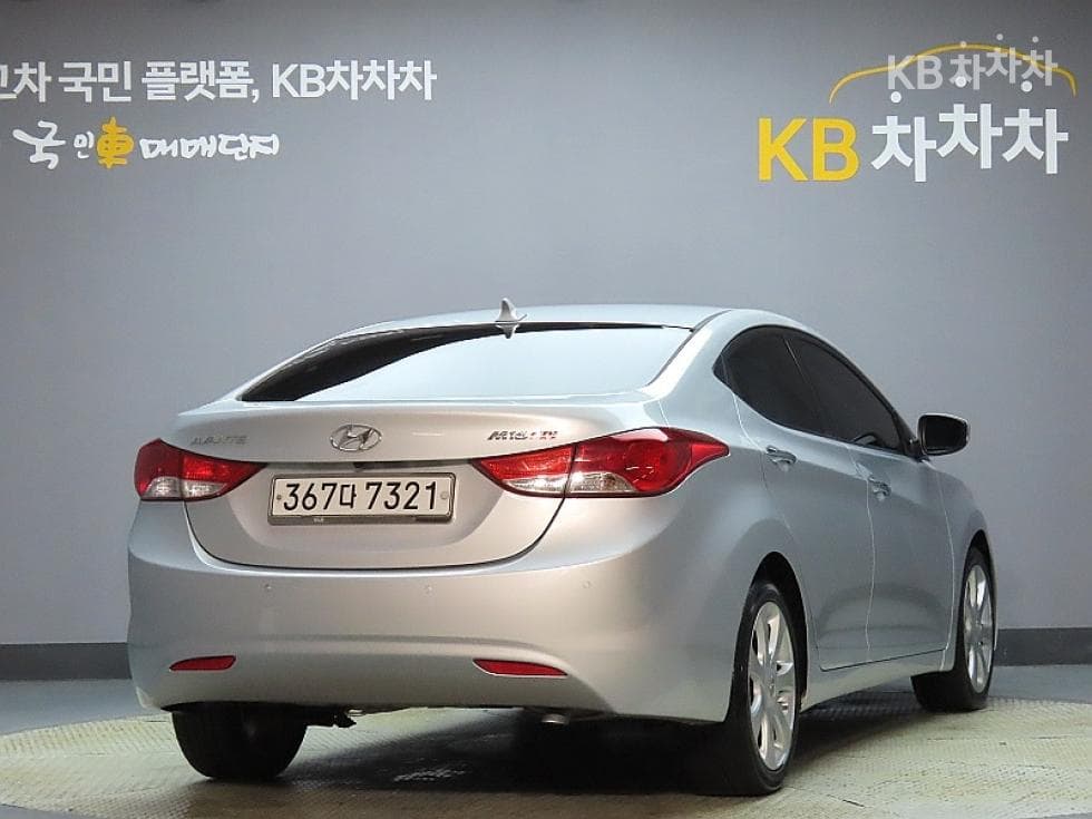 Hyundai Avante (Elantra)MDM16 GDi TOP - 2