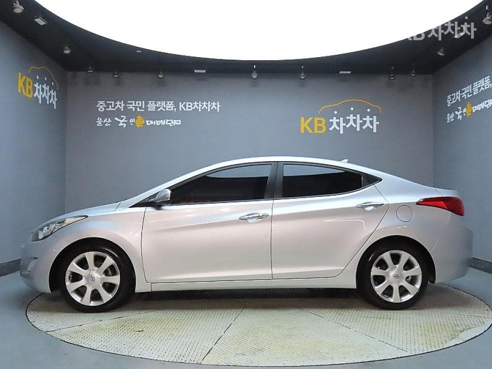 Hyundai Avante (Elantra)MDM16 GDi TOP - 5