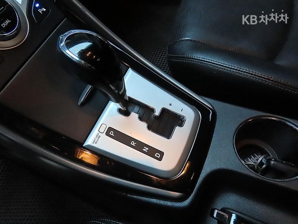 Hyundai Avante (Elantra)MDM16 GDi TOP - 9