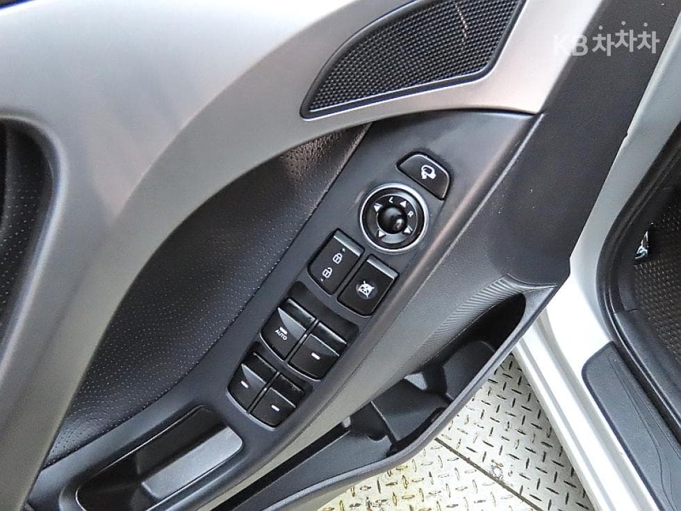 Hyundai Avante (Elantra)MDM16 GDi TOP - 13