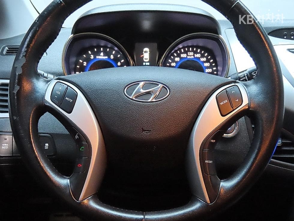 Hyundai Avante (Elantra)MDM16 GDi TOP - 17