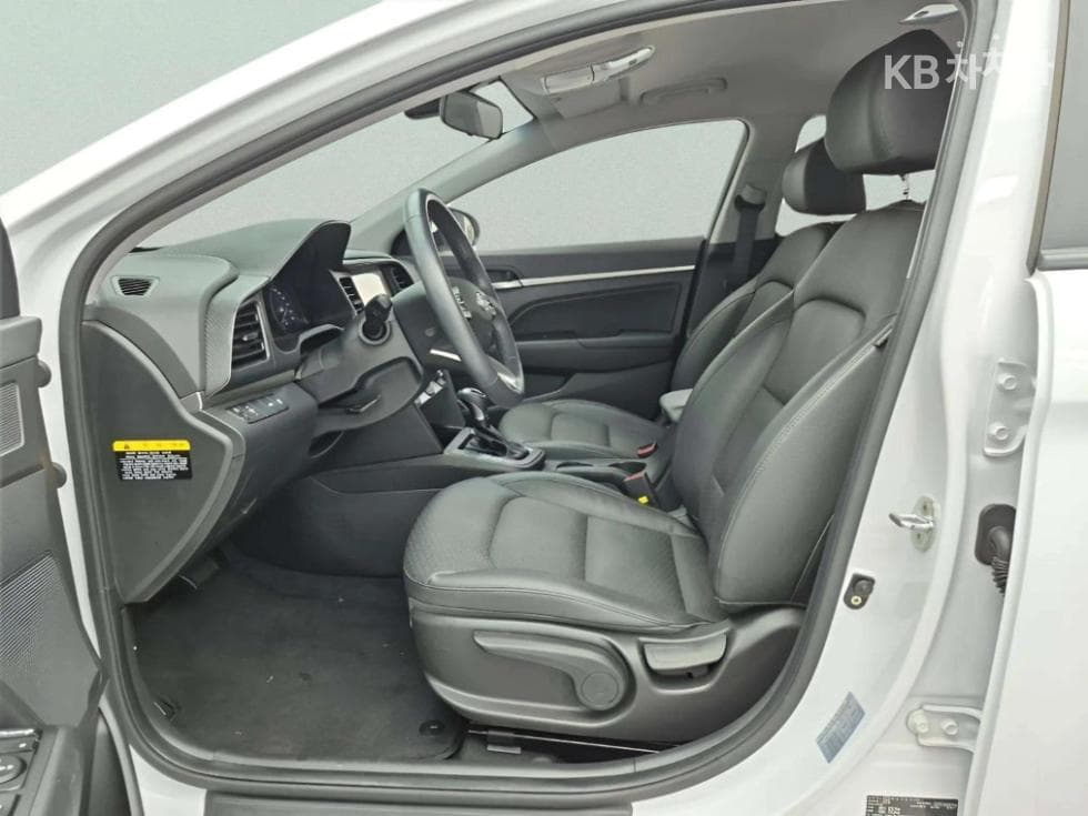 Хюндай The New (фейслифт) Avante (Elantra) ADSmartstream G1.6 Смарт - 17