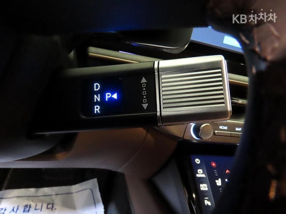 Hyundai The All New Grandeur (Azera) Hybrid1.6 Turbo Gasoline Calligraphy - 12