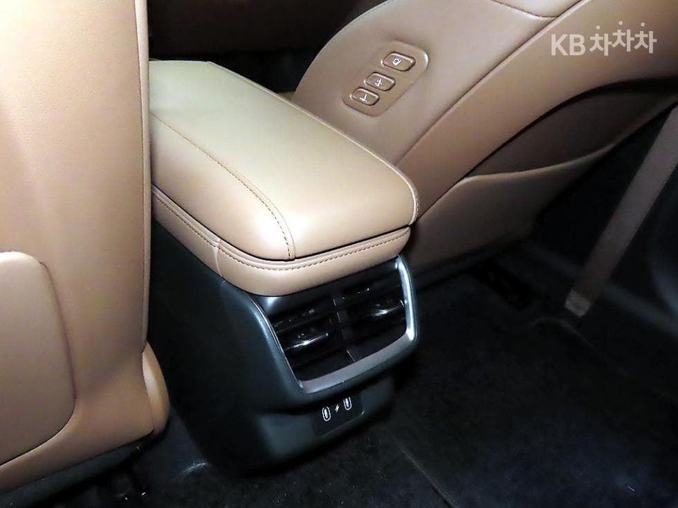 Hyundai The All New Grandeur (Azera) Hybrid1.6 Turbo Gasoline Calligraphy - 16
