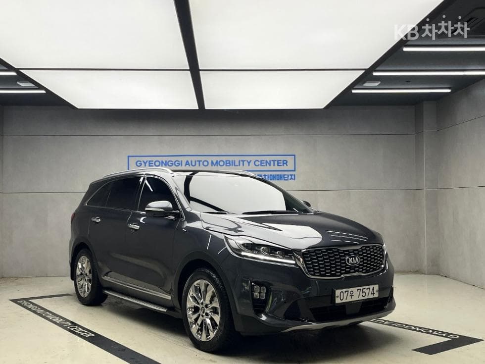 Киа The New (фейслифт) Sorento 2.2 Дизел 4x4 마스터 - Image 1