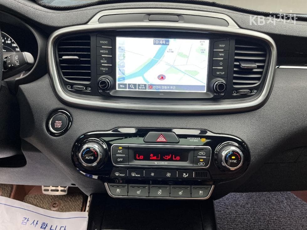 Киа The New (фейслифт) Sorento2.2 Дизел 4x4 마스터 - 12