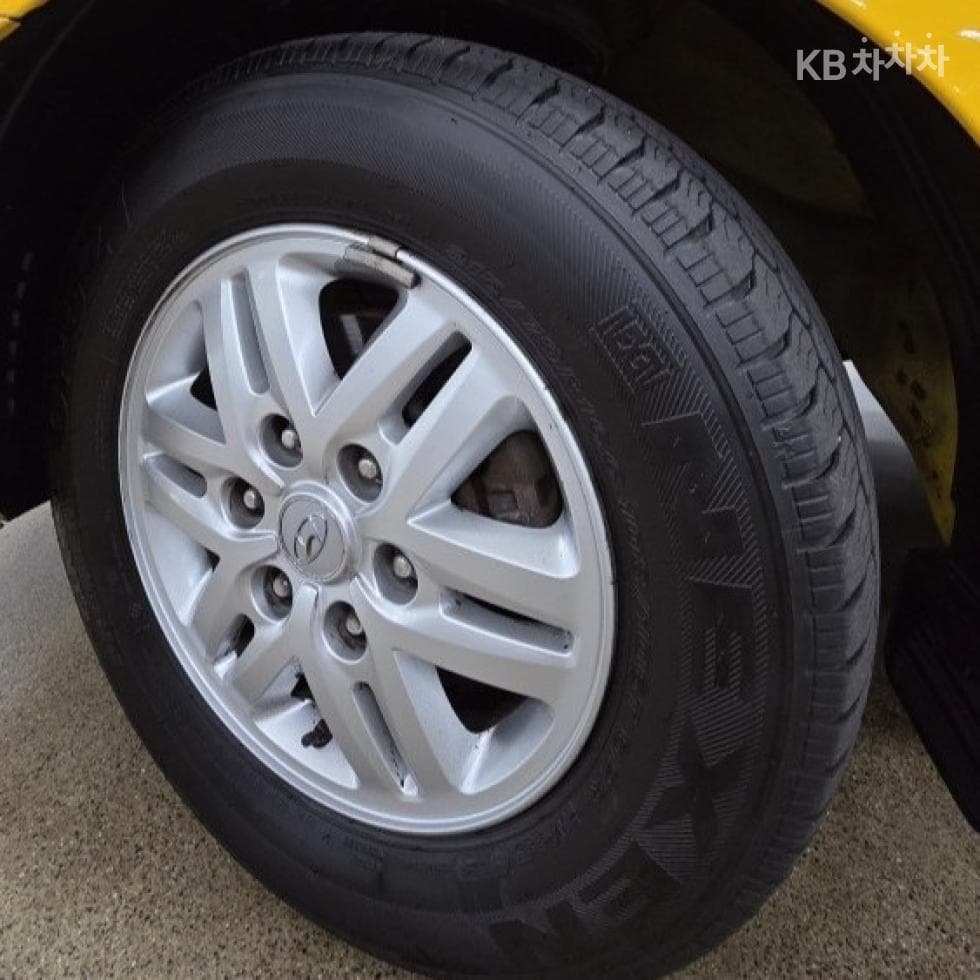 Hyundai Grand Starex15-seater 어린이버스 Luxury - 5