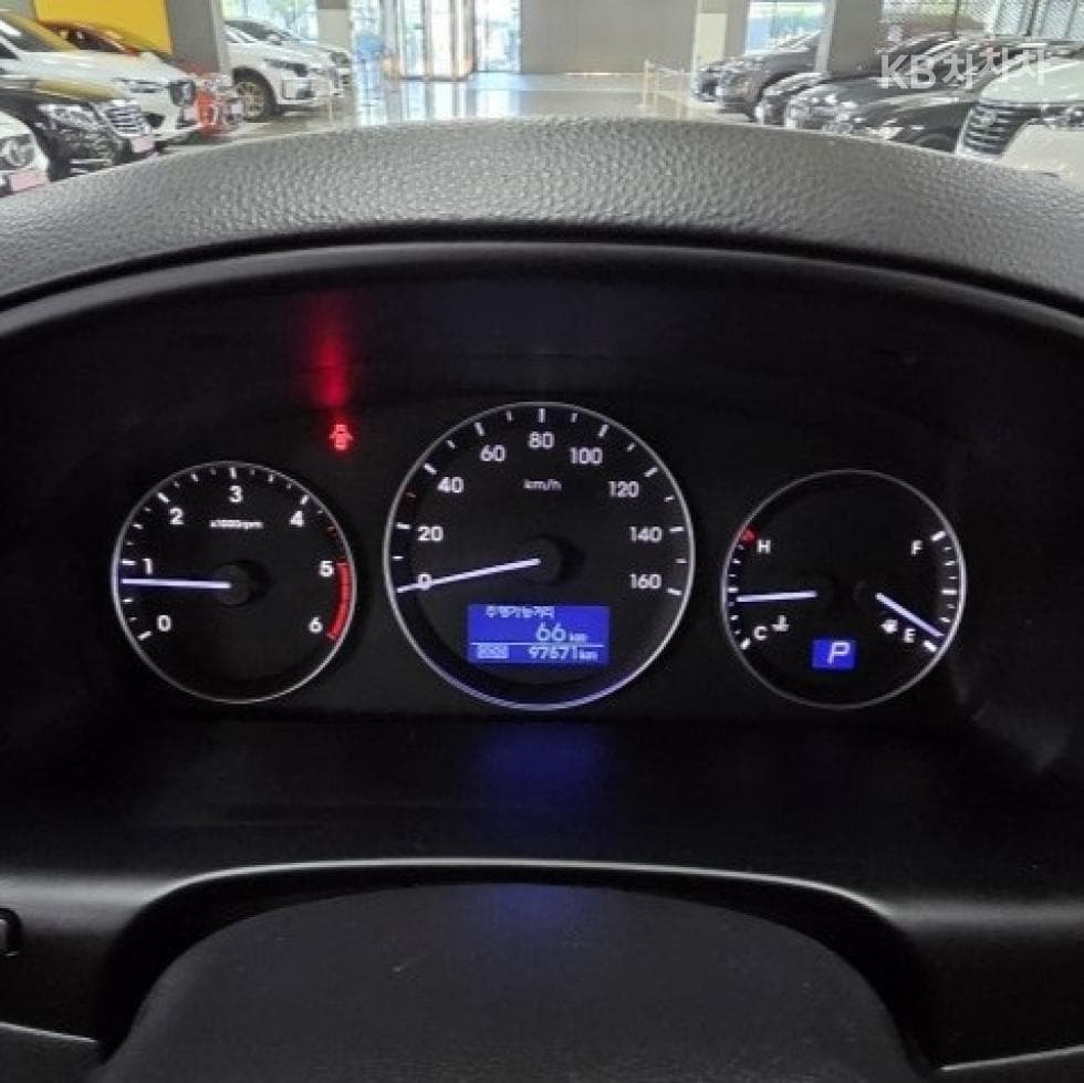 Hyundai Grand Starex15-seater 어린이버스 Luxury - 8
