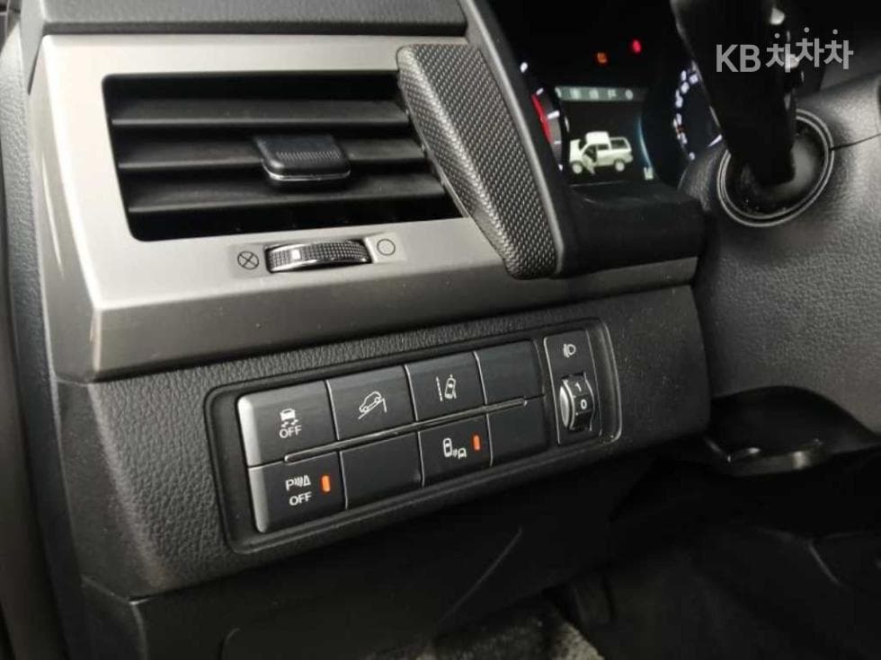 КейДжи Мобилити Rexton Sports Khan2.2 Дизел 4x4 Pro페셔널 S - 11