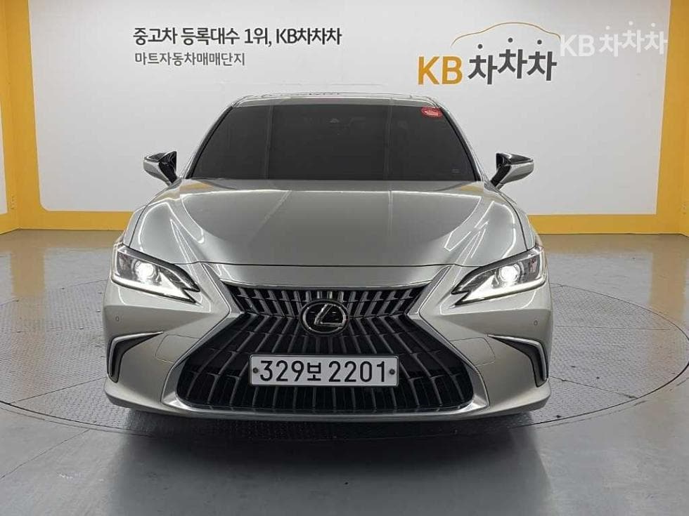 Lexus New 제너Ray (van)션 ES300h Luxury+ - 2