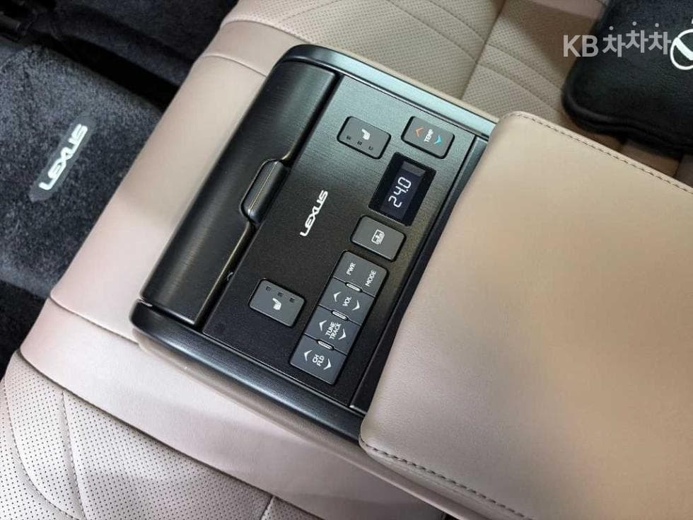 Lexus New 제너Ray (van)션 ES300h Luxury+ - 13