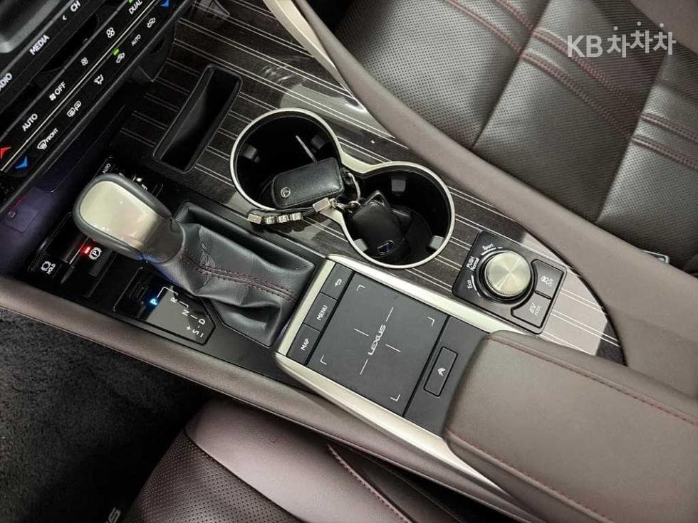 Lexus New RX450h EXECUTIVE - 8