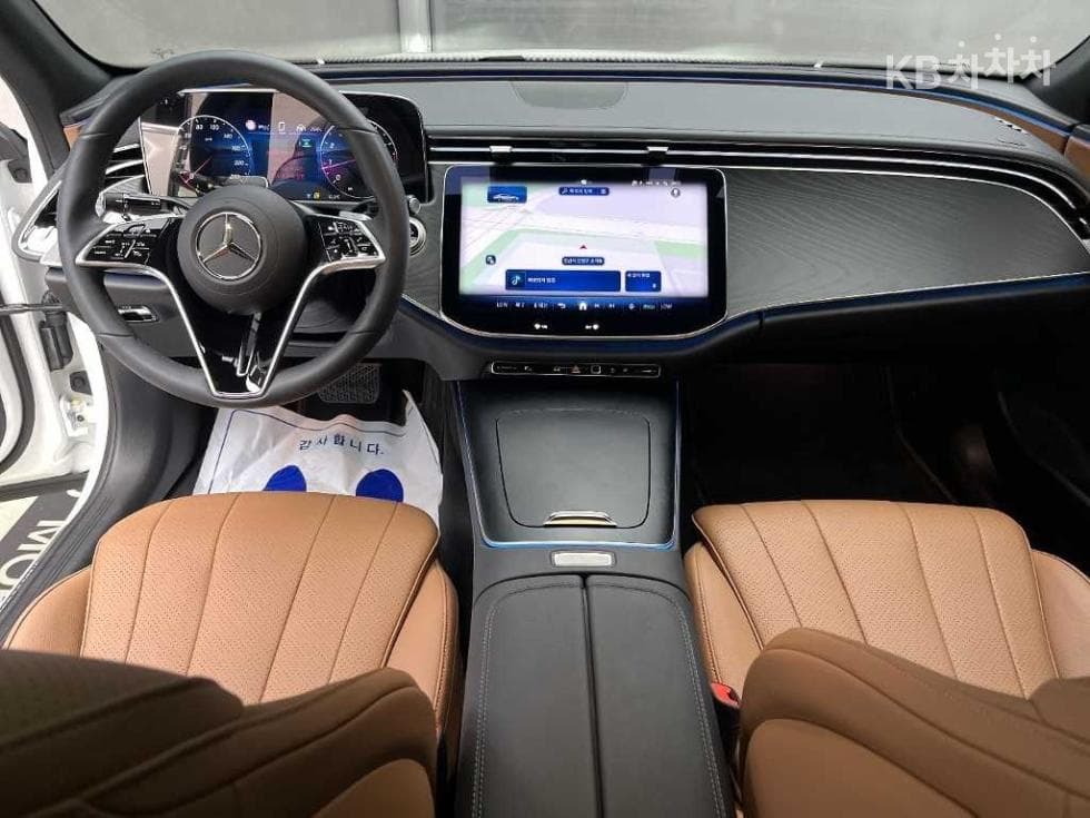 Mercedes-Benz E-클래스 (W214)E200 Avantgrade - 7