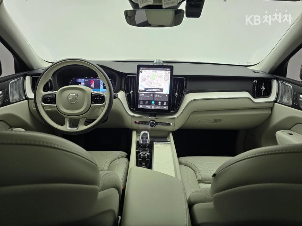 Volvo XC60 Второ поколениеB5 Ultra Bright - 11