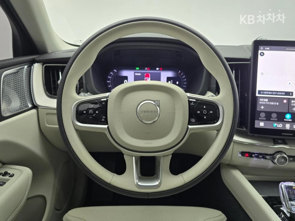 Volvo XC60 Второ поколениеB5 Ultra Bright - 13