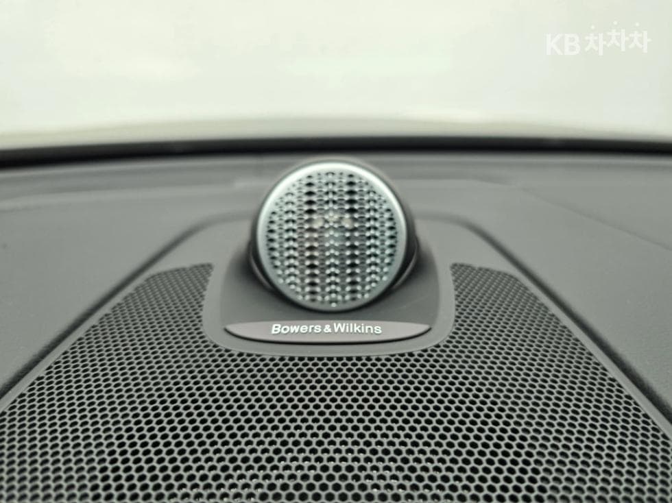 Volvo XC60 Второ поколениеB5 Ultra Bright - 19