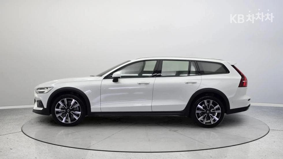 Volvo V60 CC(Second generation)B5 AWD Ultimate - 3