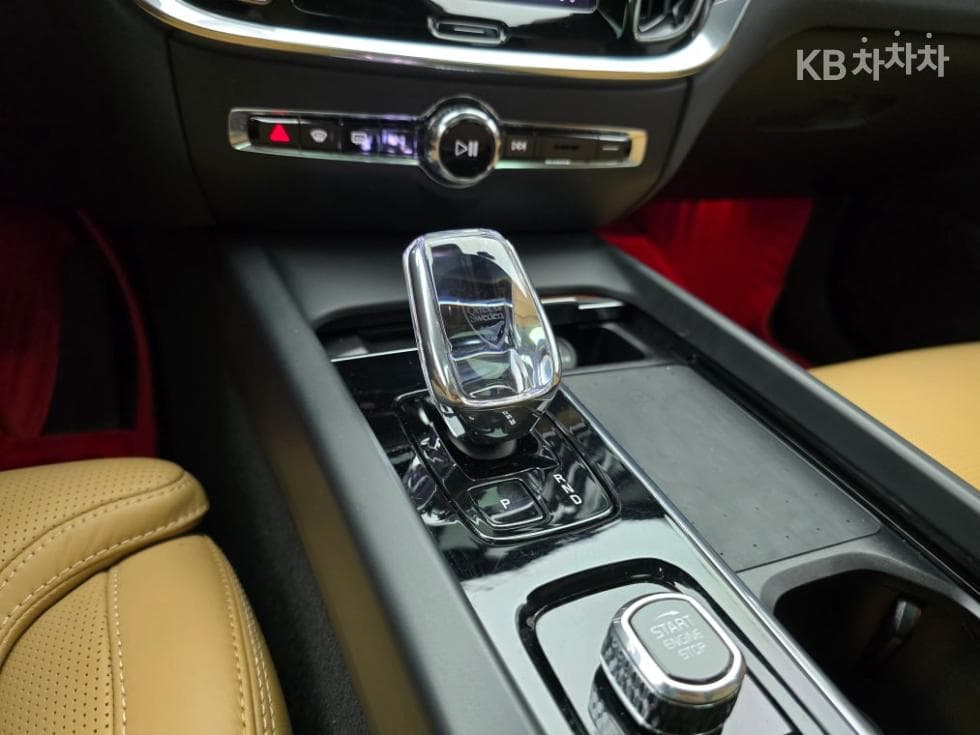 Volvo V60 CC(Second generation)B5 AWD Ultimate - 9