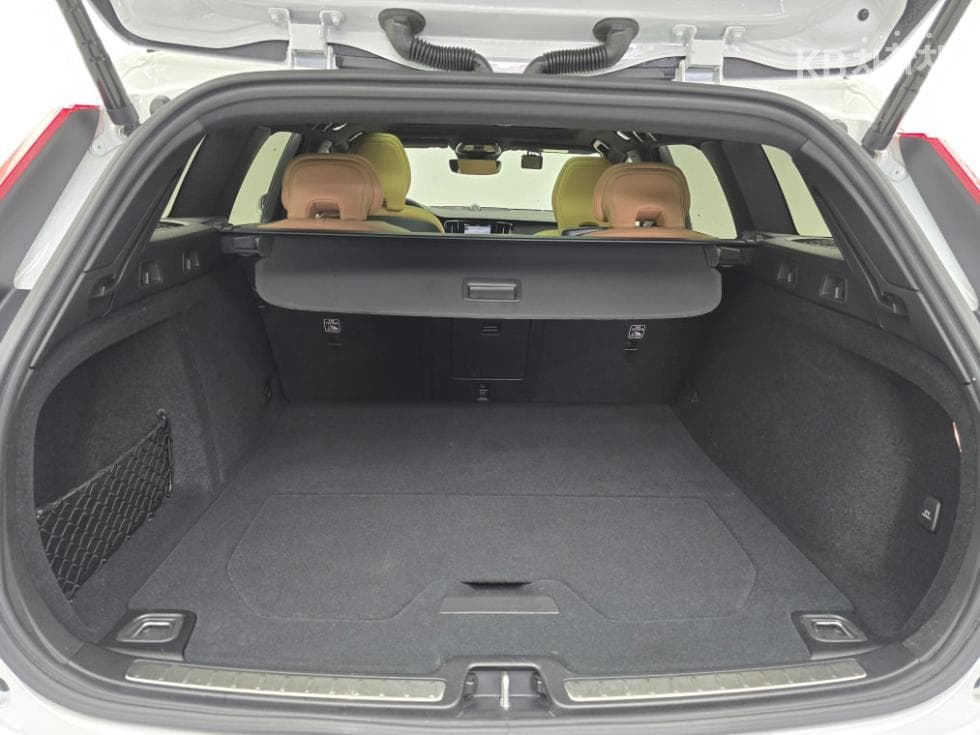 Volvo V60 CC(Second generation)B5 AWD Ultimate - 19