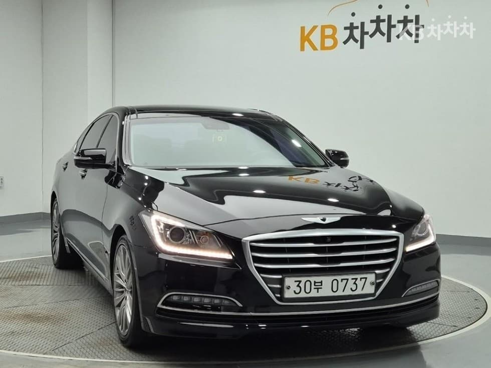 Хюндай ДженезисDHG330 Premium - 4