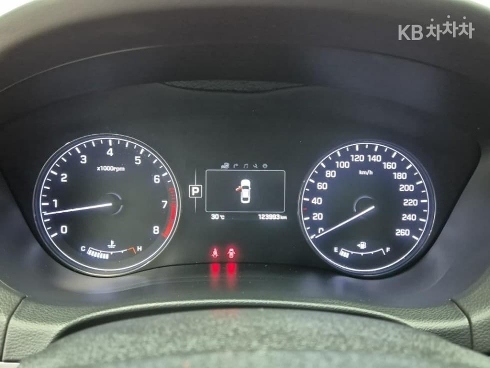 Хюндай ДженезисDHG330 Premium - 6