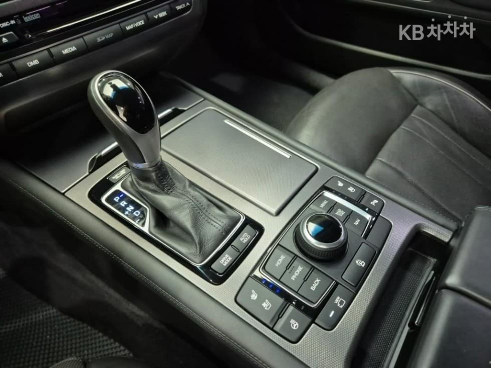Хюндай ДженезисDHG330 Premium - 8