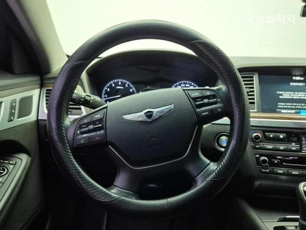 Хюндай ДженезисDHG330 Premium - 9