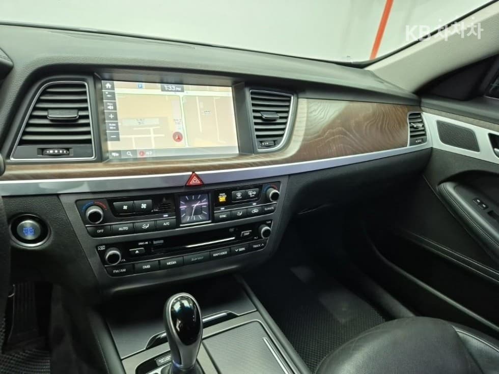 Хюндай ДженезисDHG330 Premium - 10