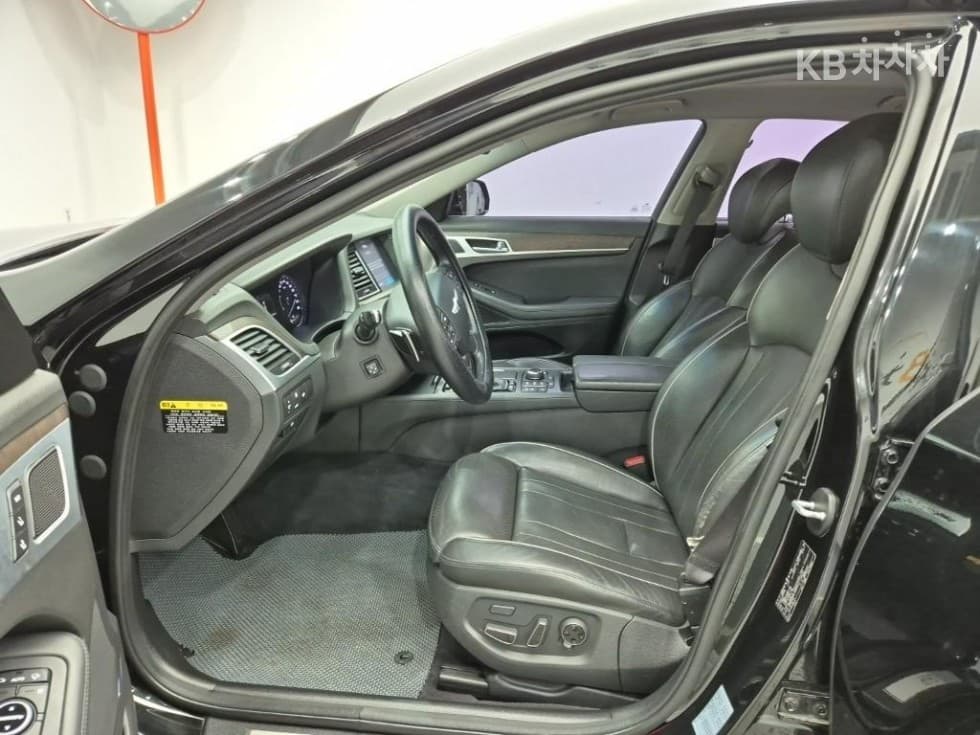 Хюндай ДженезисDHG330 Premium - 11