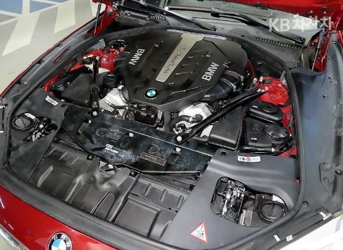 BMW New6 Series650i Convertible F13 - 19