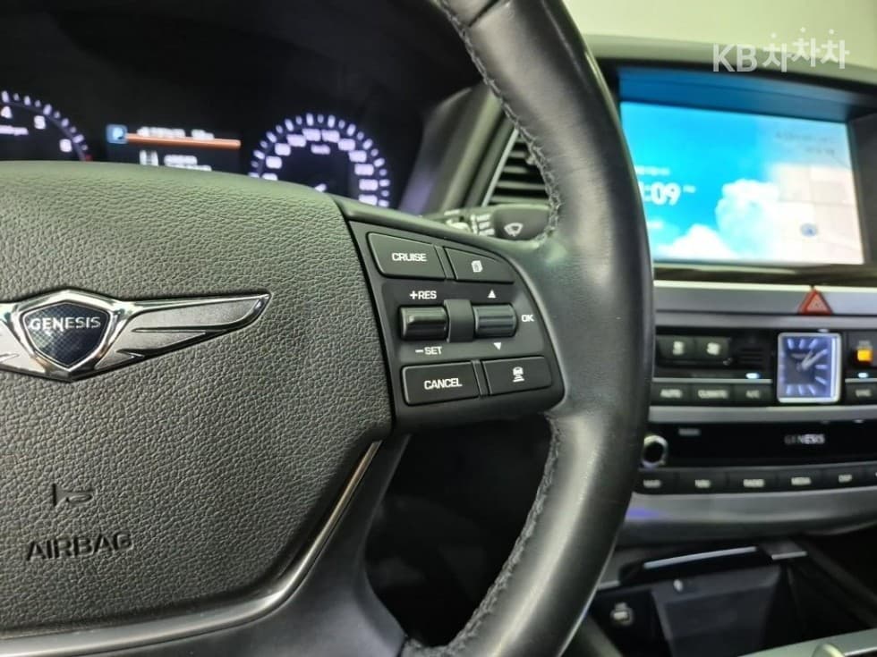 Дженезис G803.3 GDI AWD Премиум Люкс - 15