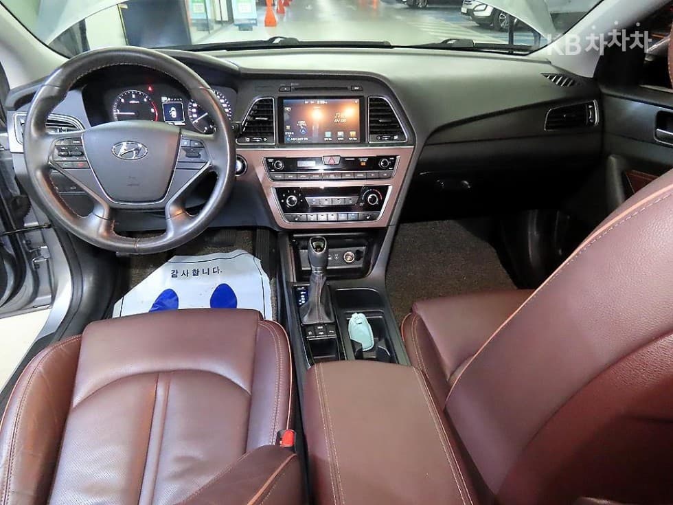 Hyundai Sonata LF1.7 Diesel 케어Plus - 10