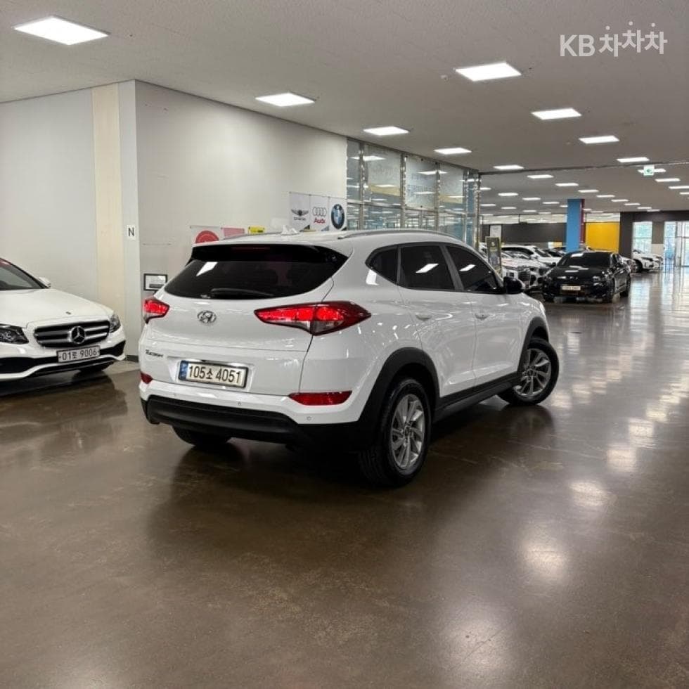 Hyundai All New TucsonDiesel(e-VGT UⅡ)1.7 2WD Modern - 3
