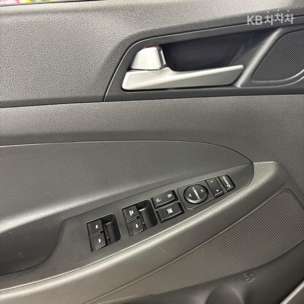 Hyundai All New TucsonDiesel(e-VGT UⅡ)1.7 2WD Modern - 14