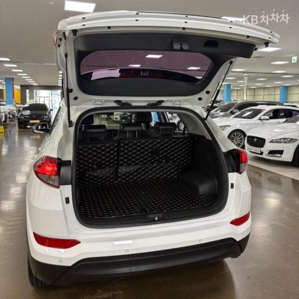 Hyundai All New TucsonDiesel(e-VGT UⅡ)1.7 2WD Modern - 16