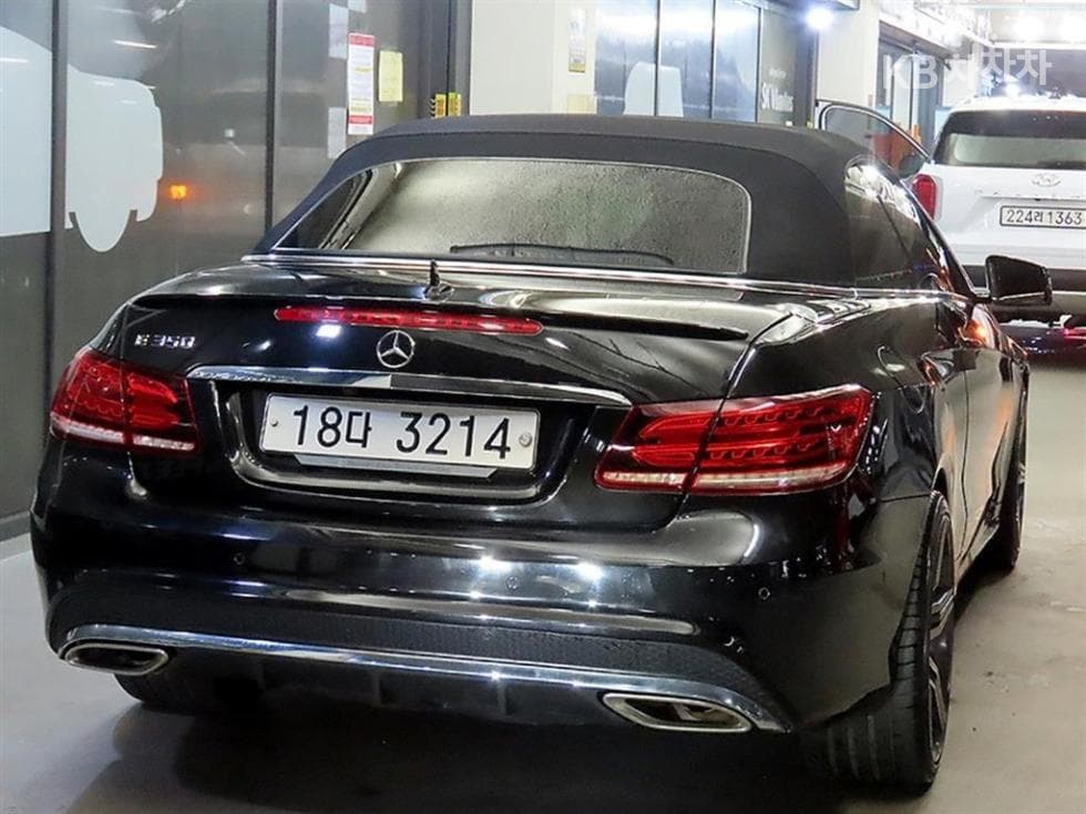 Mercedes-Benz New E-ClassE200 Cabriolet A207 - 4