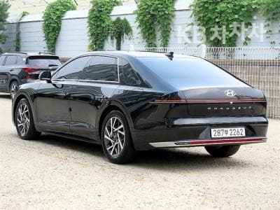 Hyundai The All New Grandeur (Azera)3.5 Gasoline 2WD Exclusive - 3