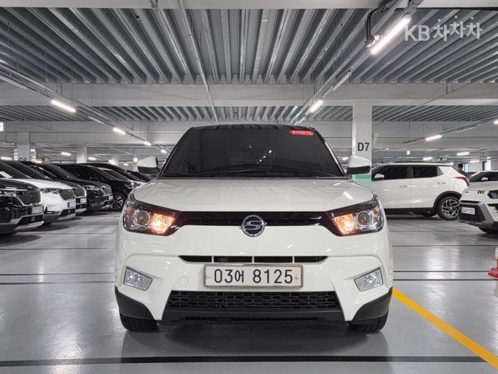 KG Mobility TivoliGasoline TX Standard - 6