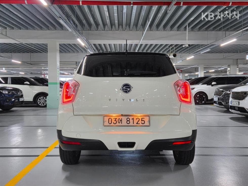 KG Mobility TivoliGasoline TX Standard - 9