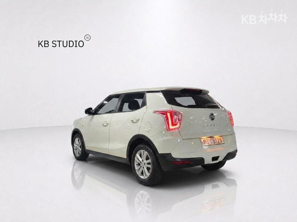 KG Mobility TivoliGasoline TX Standard - 4