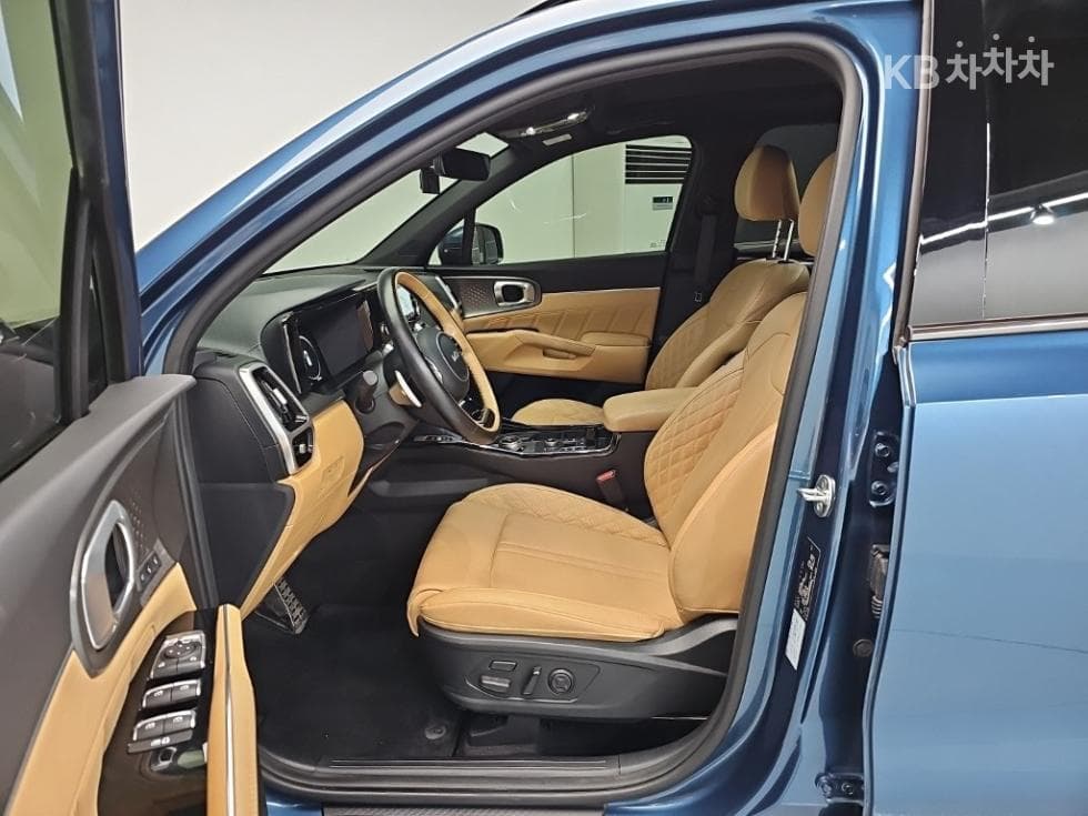 Киа The New (фейслифт) Sorento MQ42.5 T-GDI AWD Signature Gravity - 11