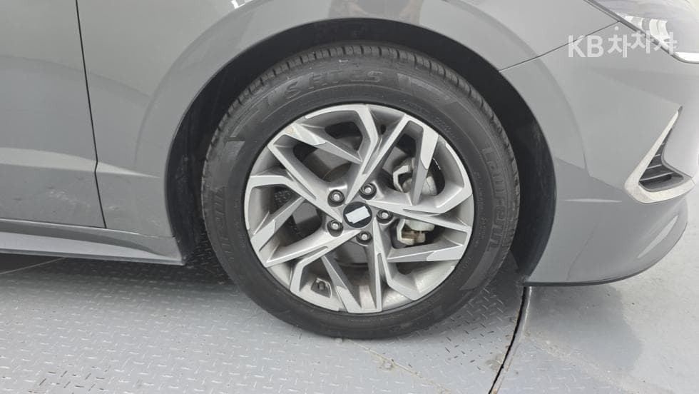 Hyundai Sonata (DN8)2.0 Premium - 10