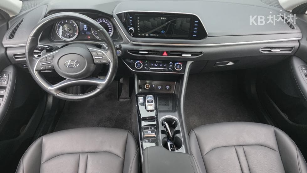 Hyundai Sonata (DN8)2.0 Premium - 11