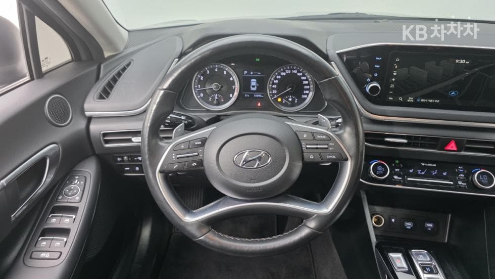 Hyundai Sonata (DN8)2.0 Premium - 16